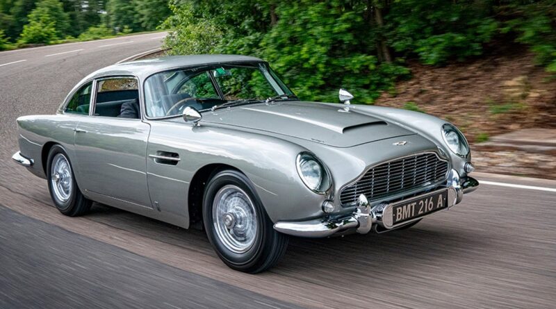 Aston Martin DB5 di James Bond