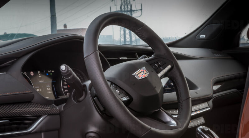 Cadillac XT4