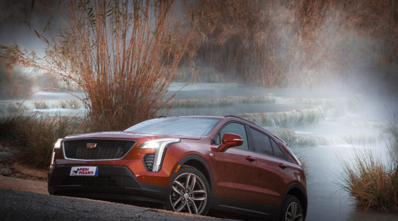 Cadillac XT4