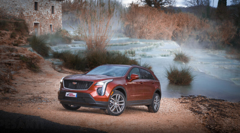 Cadillac XT4